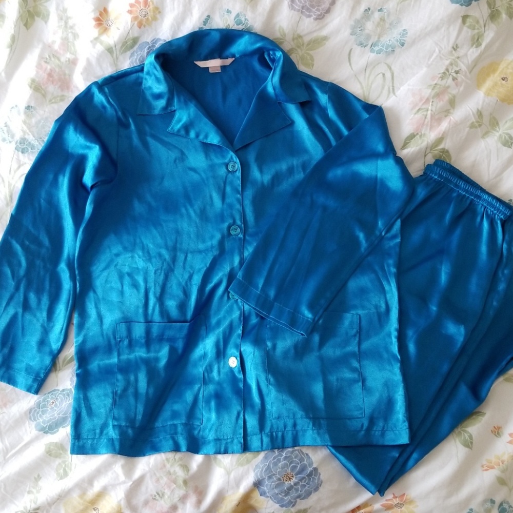 Victoria's Secret Blue Pajamas